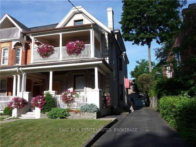 Listing W5880353 - Large Photo # 1