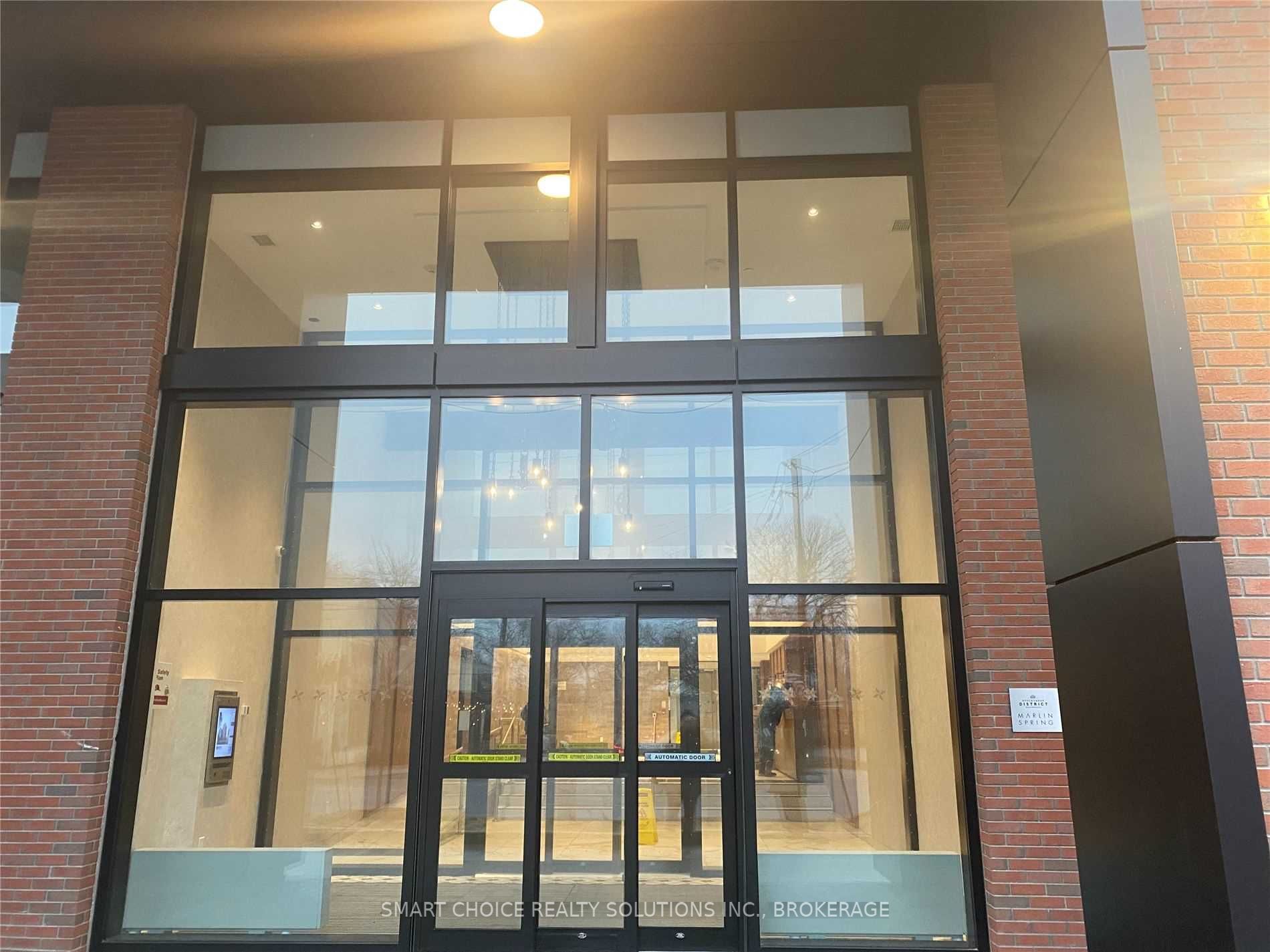 2300 St. Clair Ave. West Ally, #320