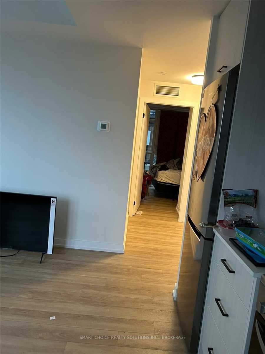 Listing W5880357 - Large Photo # 20