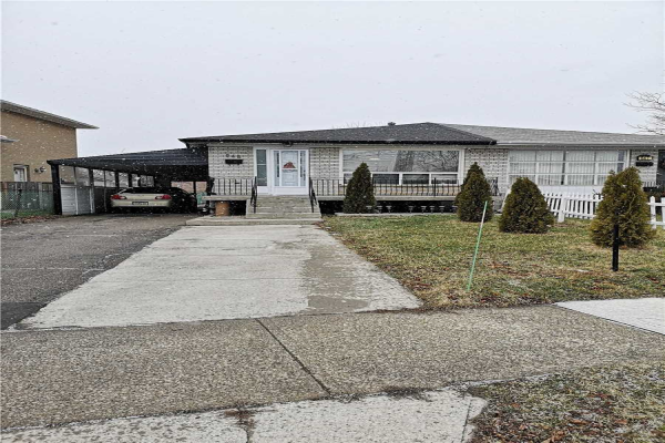 645 Abana Rd, Mississauga