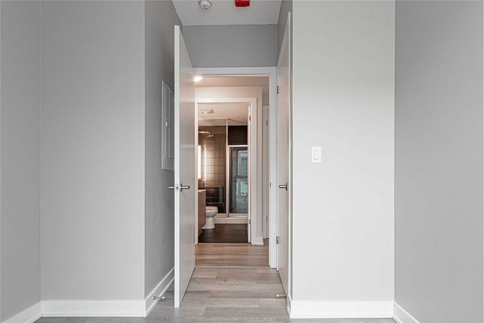Listing W5880925 - Large Photo # 22