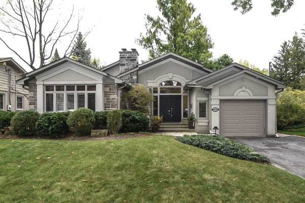 3074 Balmoral Ave, Burlington