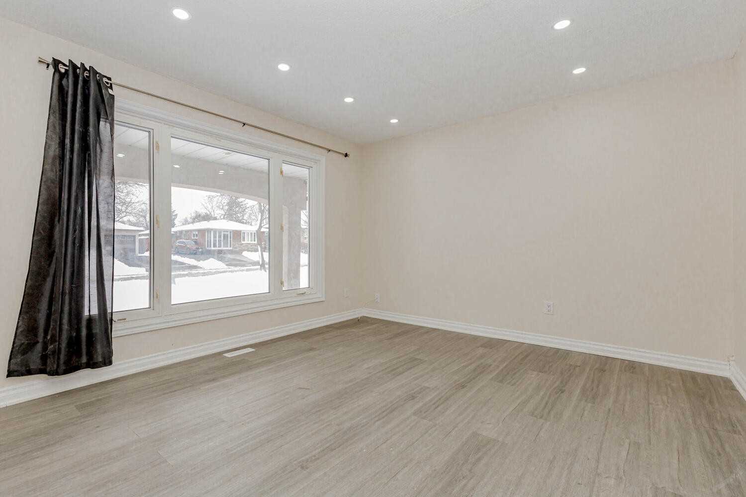 Listing W5881026 - Large Photo # 12