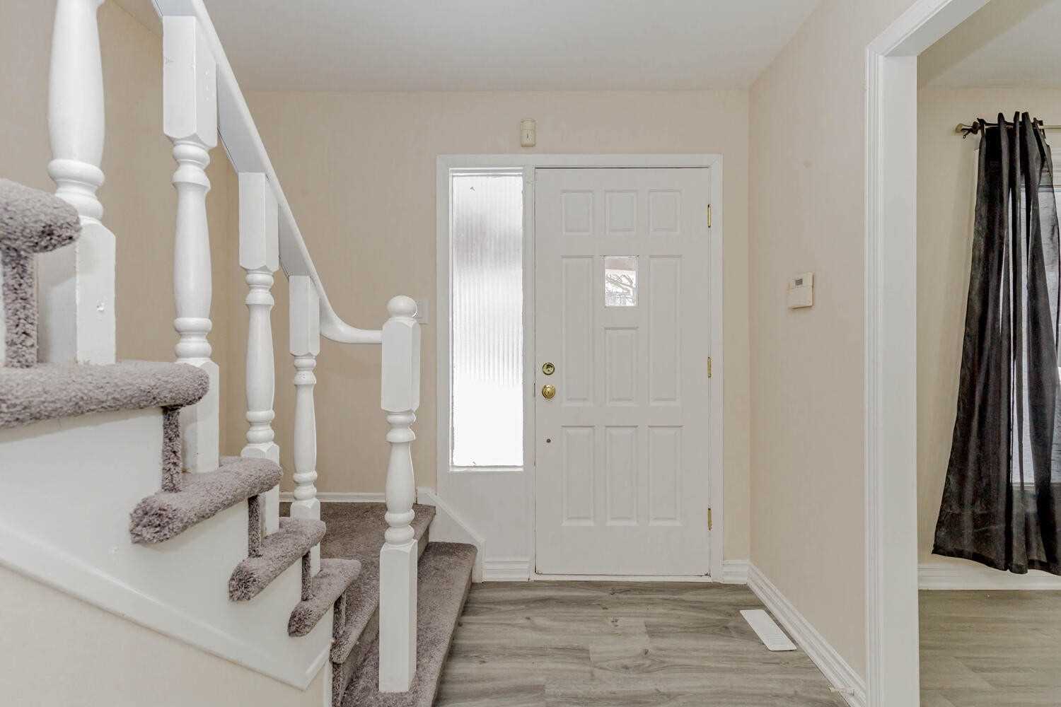 Listing W5881026 - Large Photo # 4
