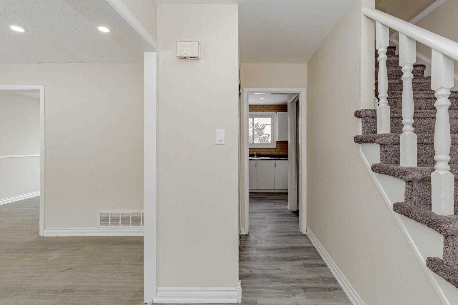 Listing W5881026 - Large Photo # 6