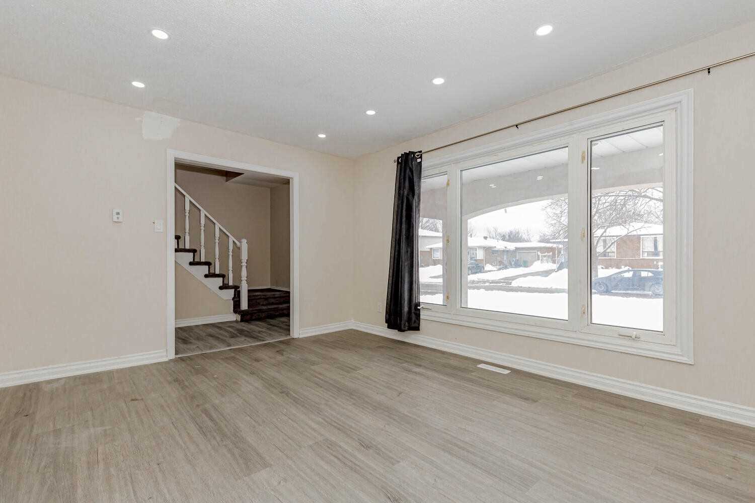 Listing W5881026 - Large Photo # 13