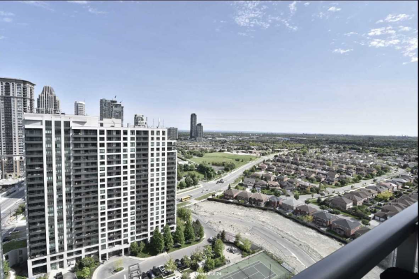 349 Rathburn Rd W, Mississauga