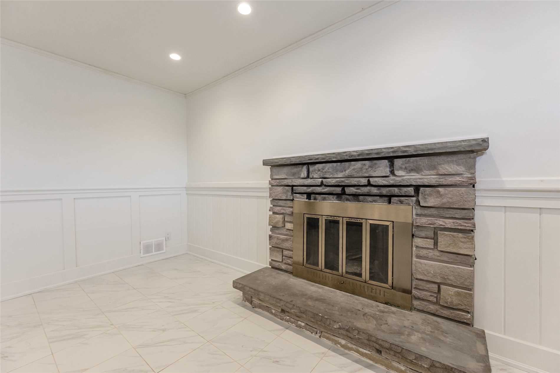 Listing W5881093 - Large Photo # 30