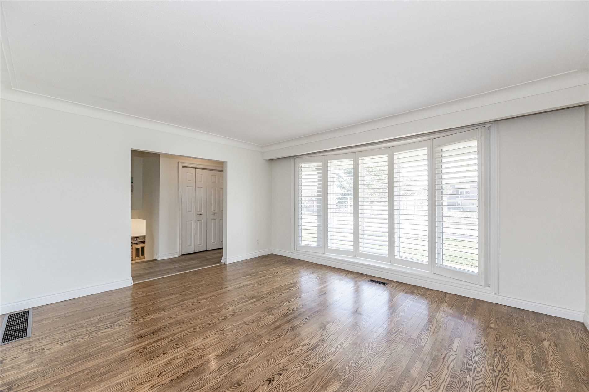 Listing W5881093 - Large Photo # 11