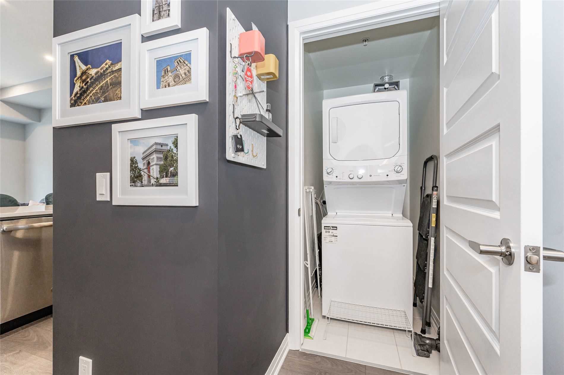 Listing W5881154 - Large Photo # 14