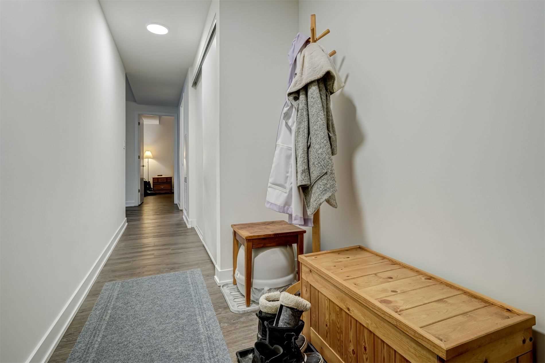 Listing W5881383 - Large Photo # 6