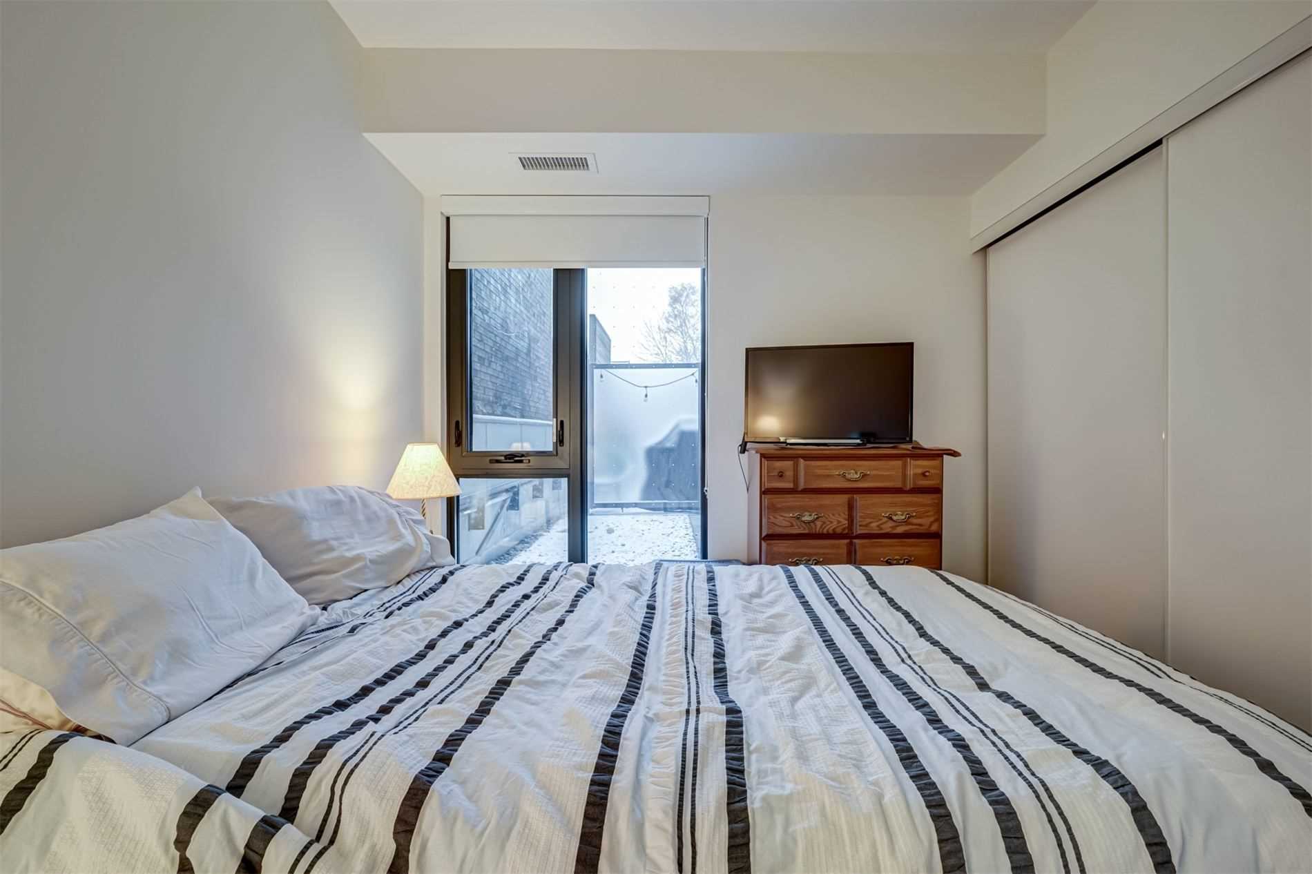 Listing W5881383 - Large Photo # 27