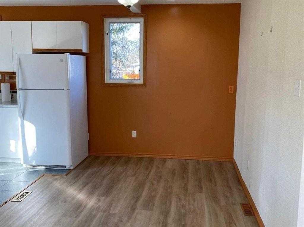 23 Pleasantview Avenue