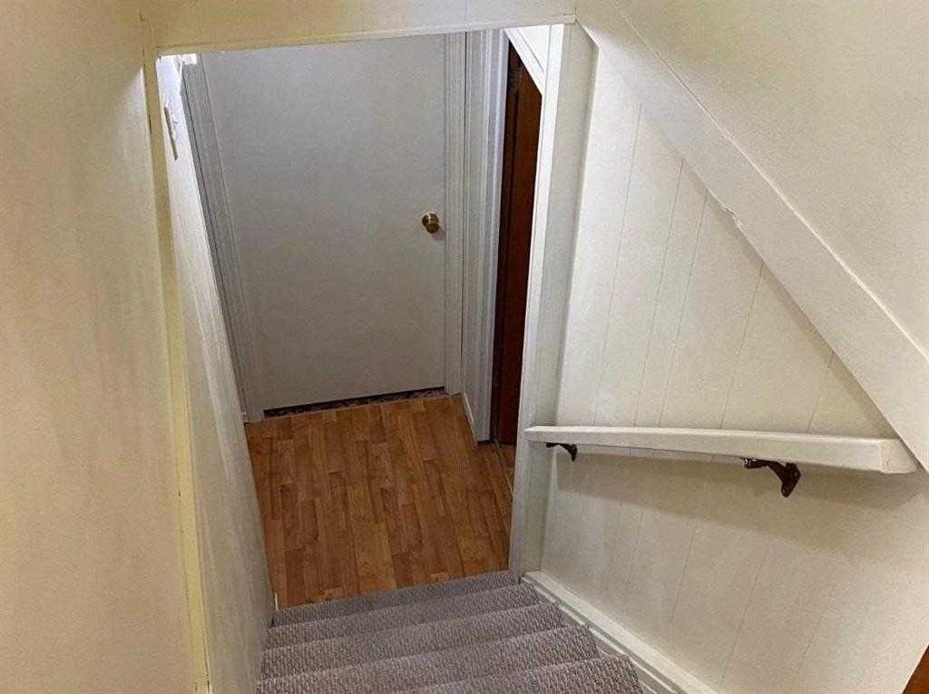 23 Pleasantview Avenue