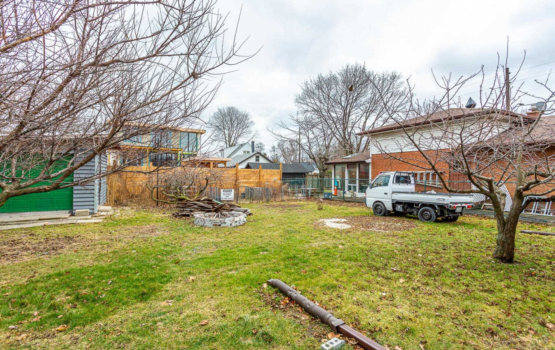 958 South Service Road