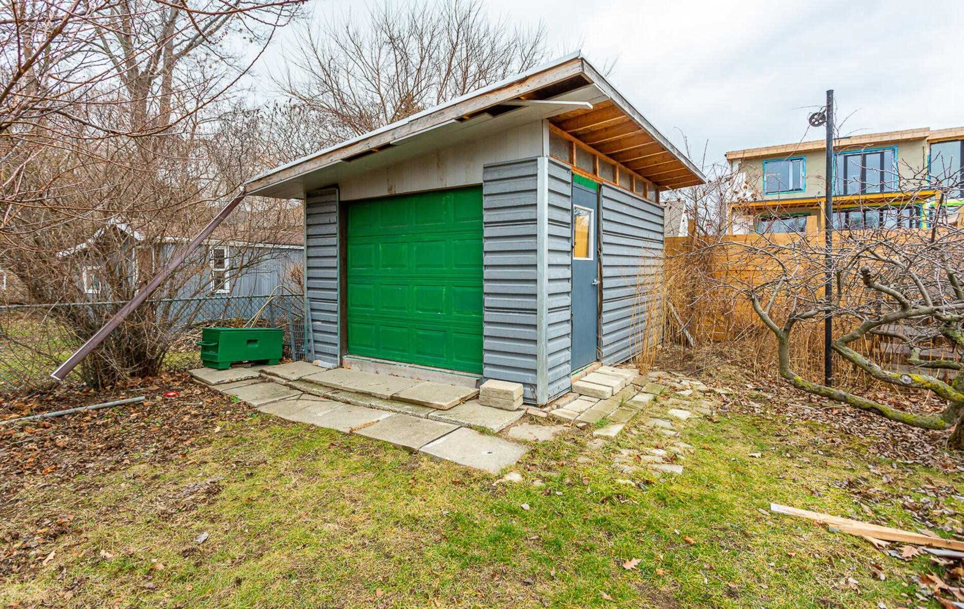 958 South Service Road