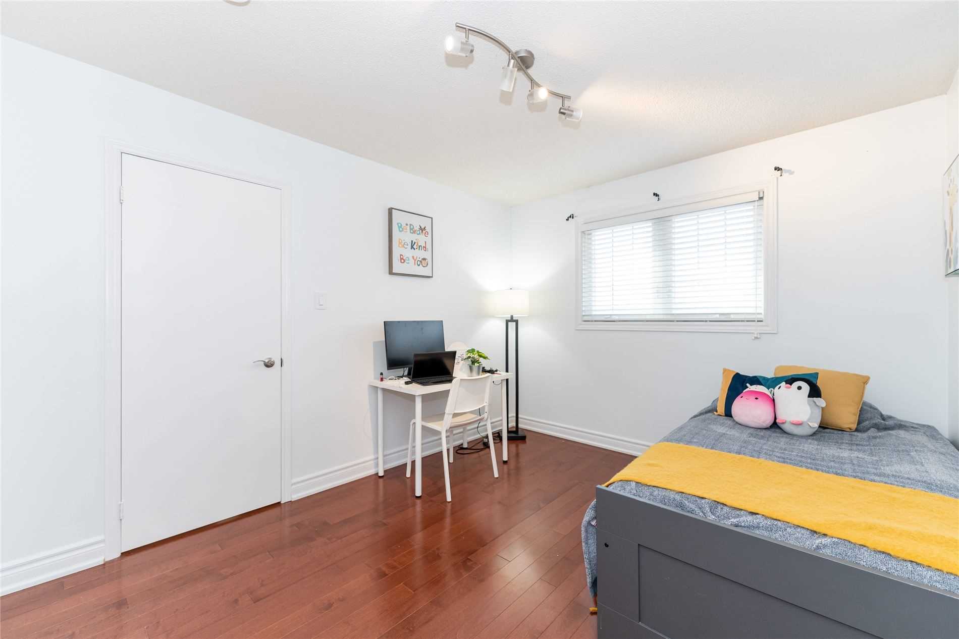 Listing W5881727 - Large Photo # 21