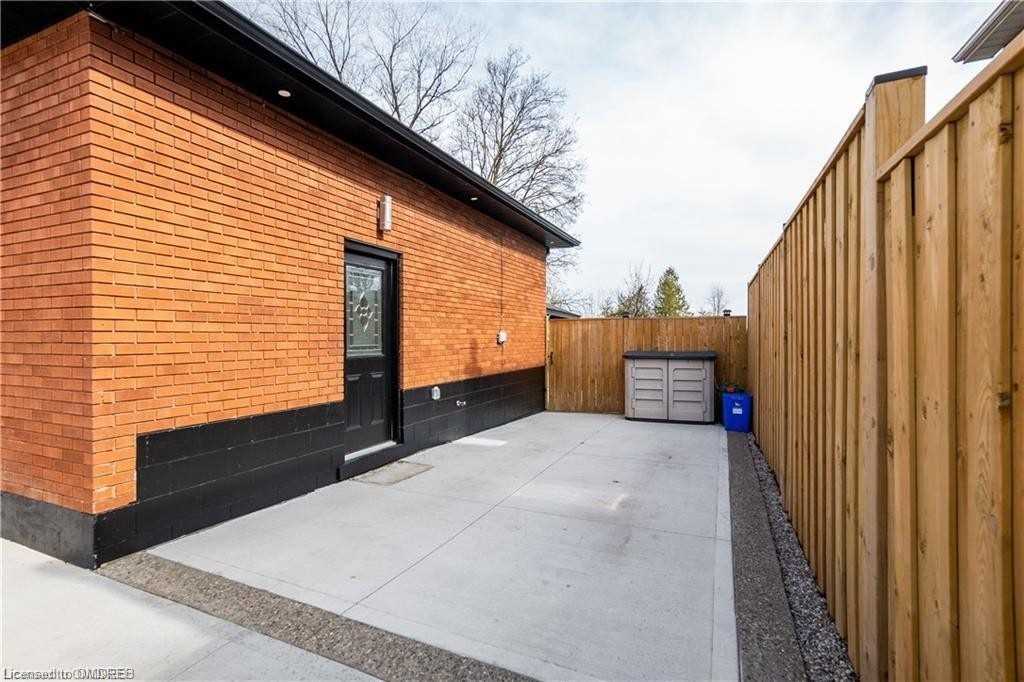 Listing W5881734 - Large Photo # 3