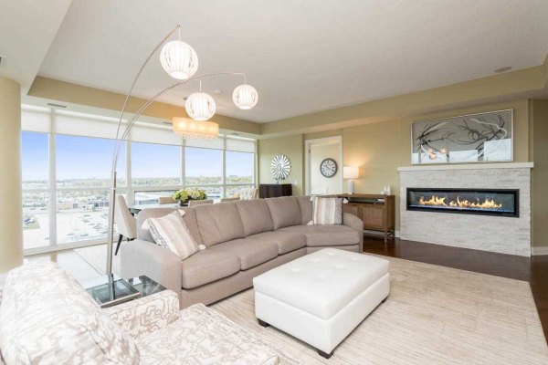 1055 Southdown Rd, Mississauga