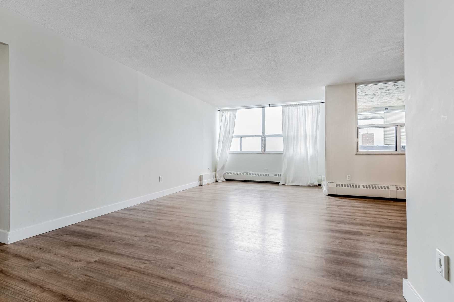 Listing W5881830 - Large Photo # 11