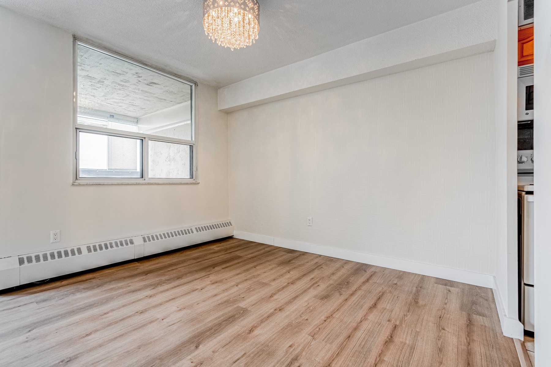 Listing W5881830 - Large Photo # 13