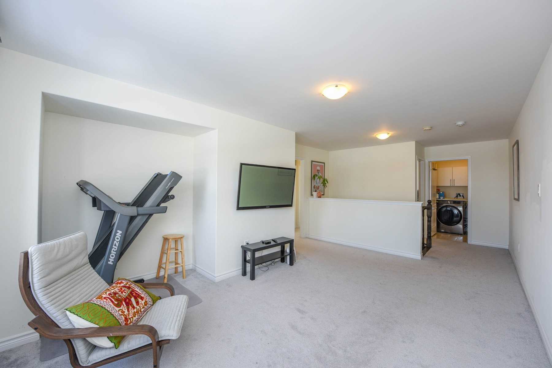 2 Redfern Street