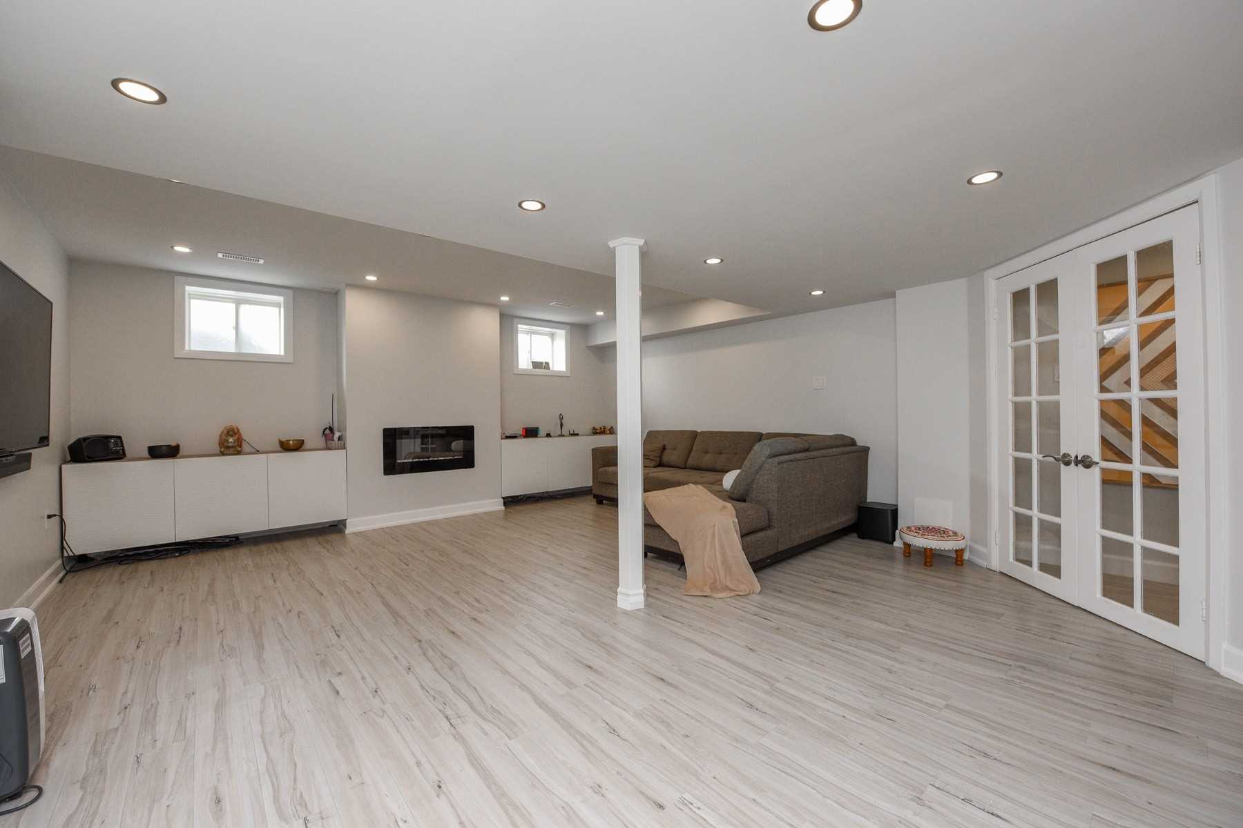 2 Redfern Street