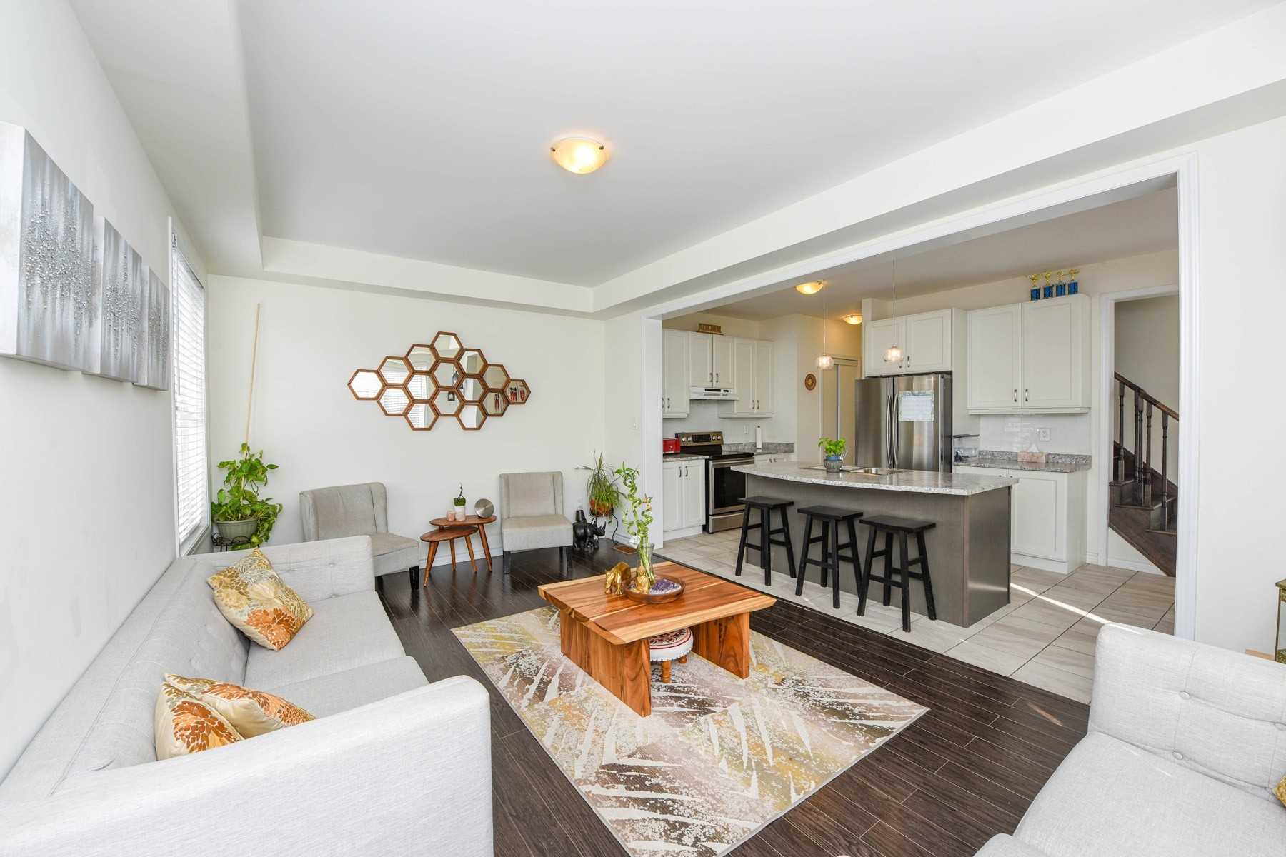 2 Redfern Street