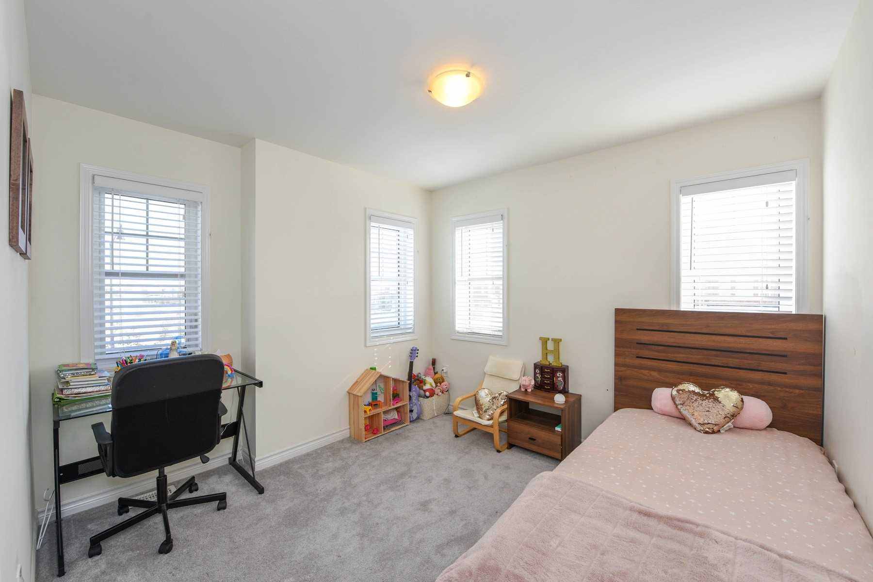 2 Redfern Street