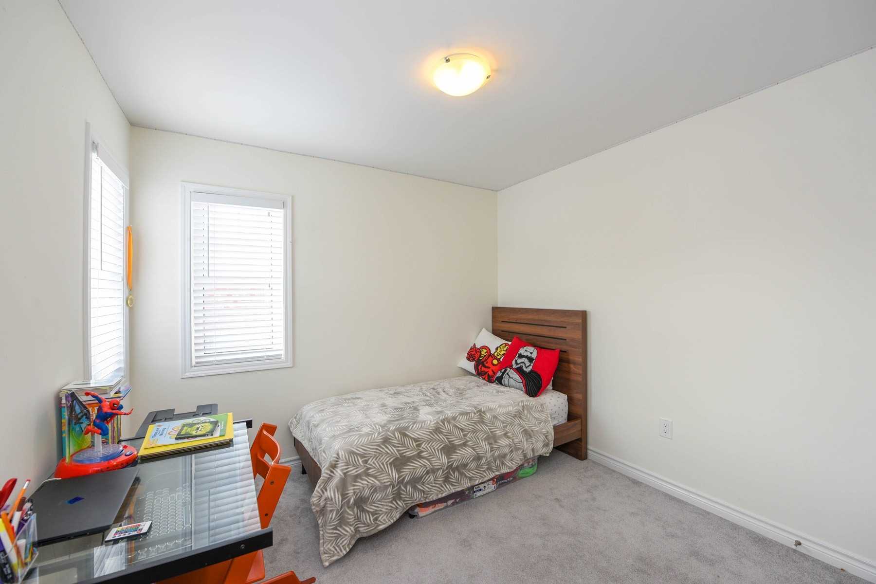 2 Redfern Street