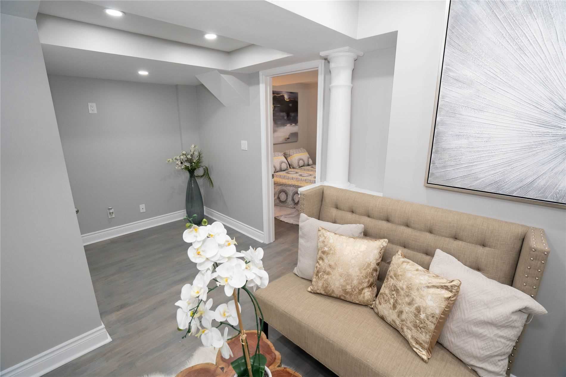 40 Dewridge Court
