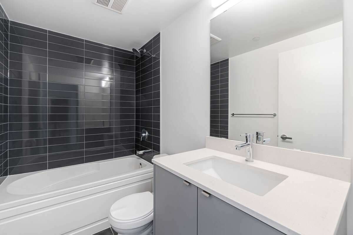 Listing W5882049 - Large Photo # 30