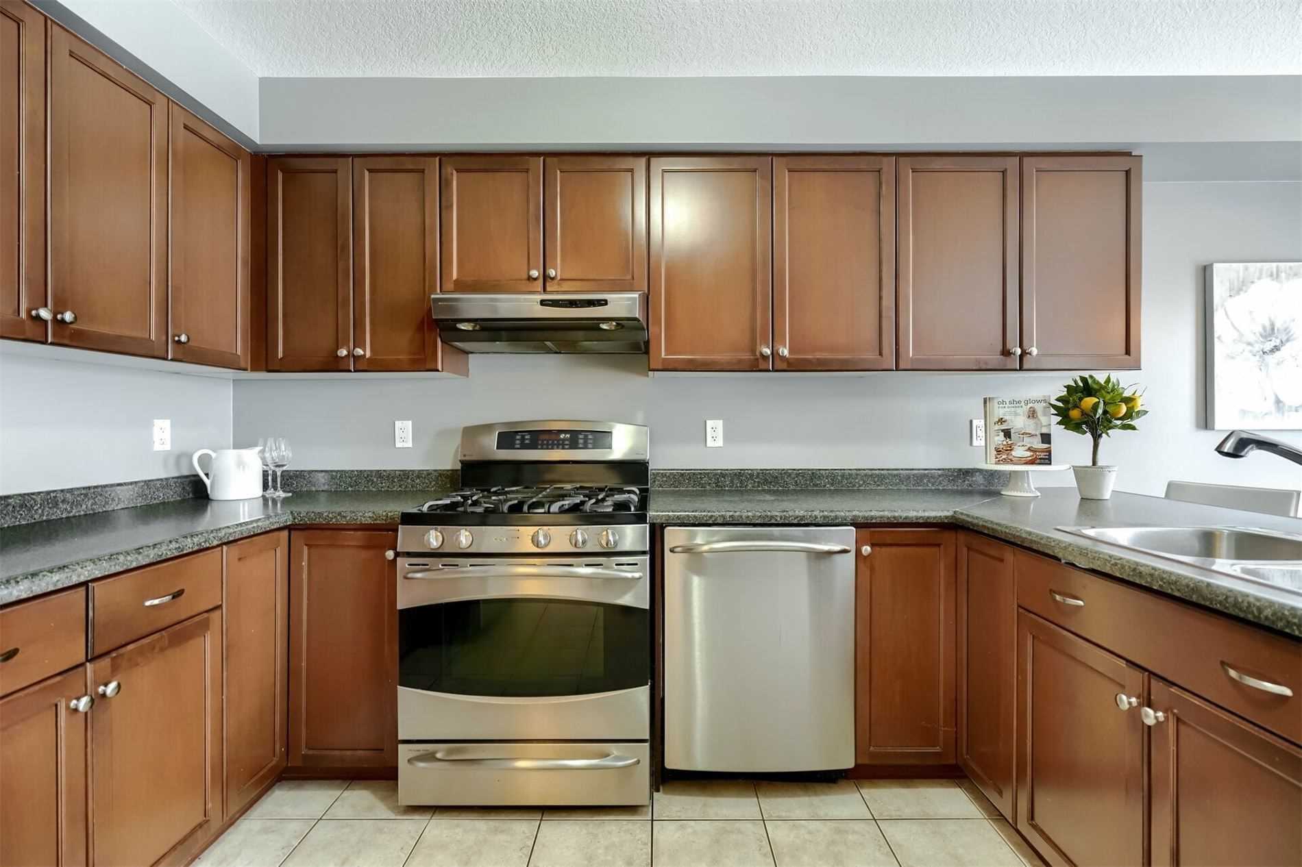 Listing W5882209 - Large Photo # 13