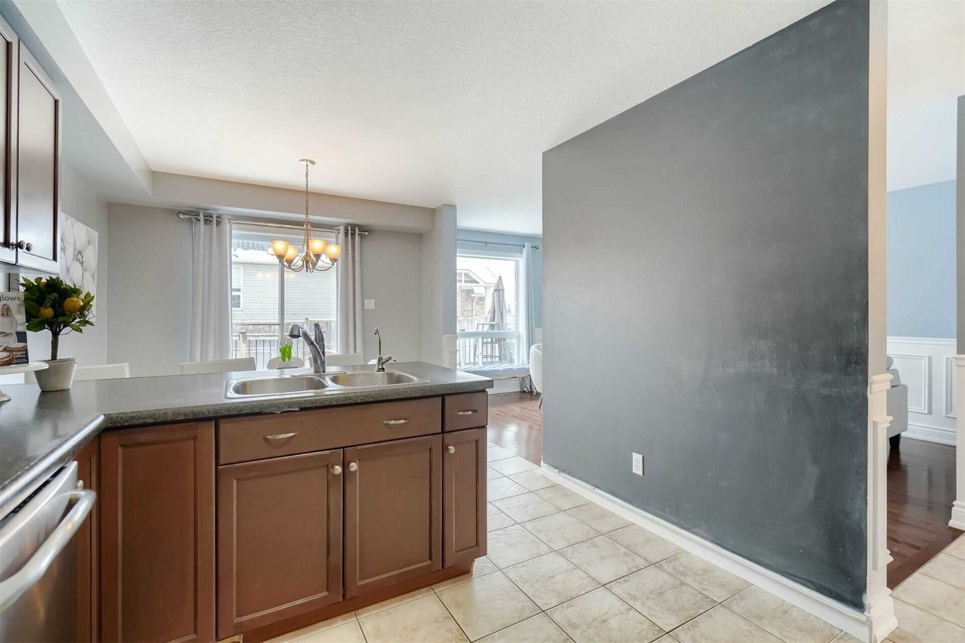 Listing W5882209 - Large Photo # 15