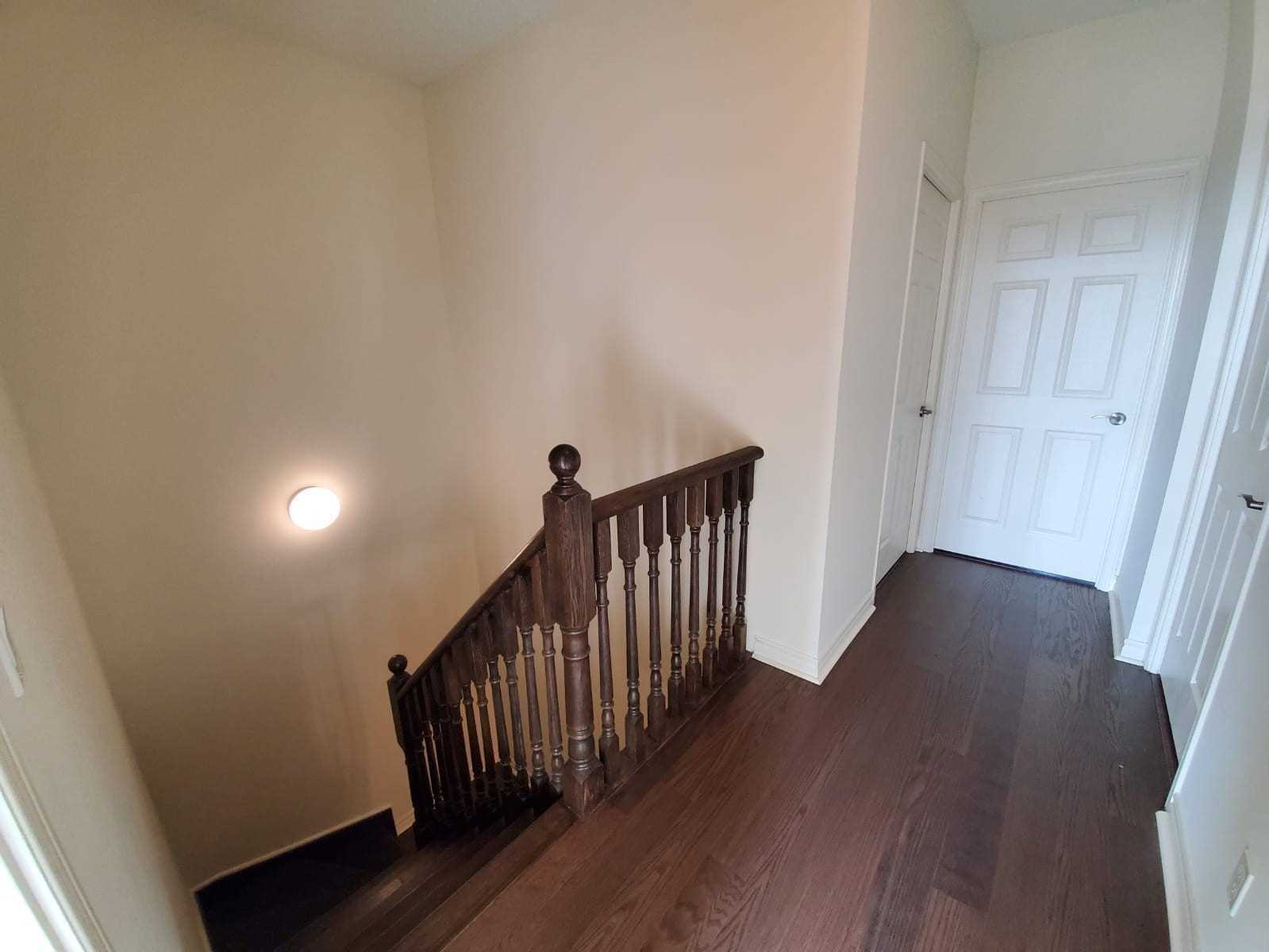 339 Rathburn Rd W, #116