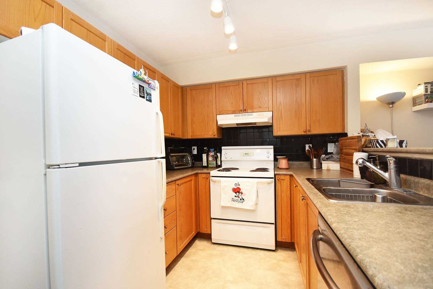 Listing W5882467 - Large Photo # 14