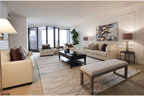 2045 Lake Shore Blvd W, Toronto