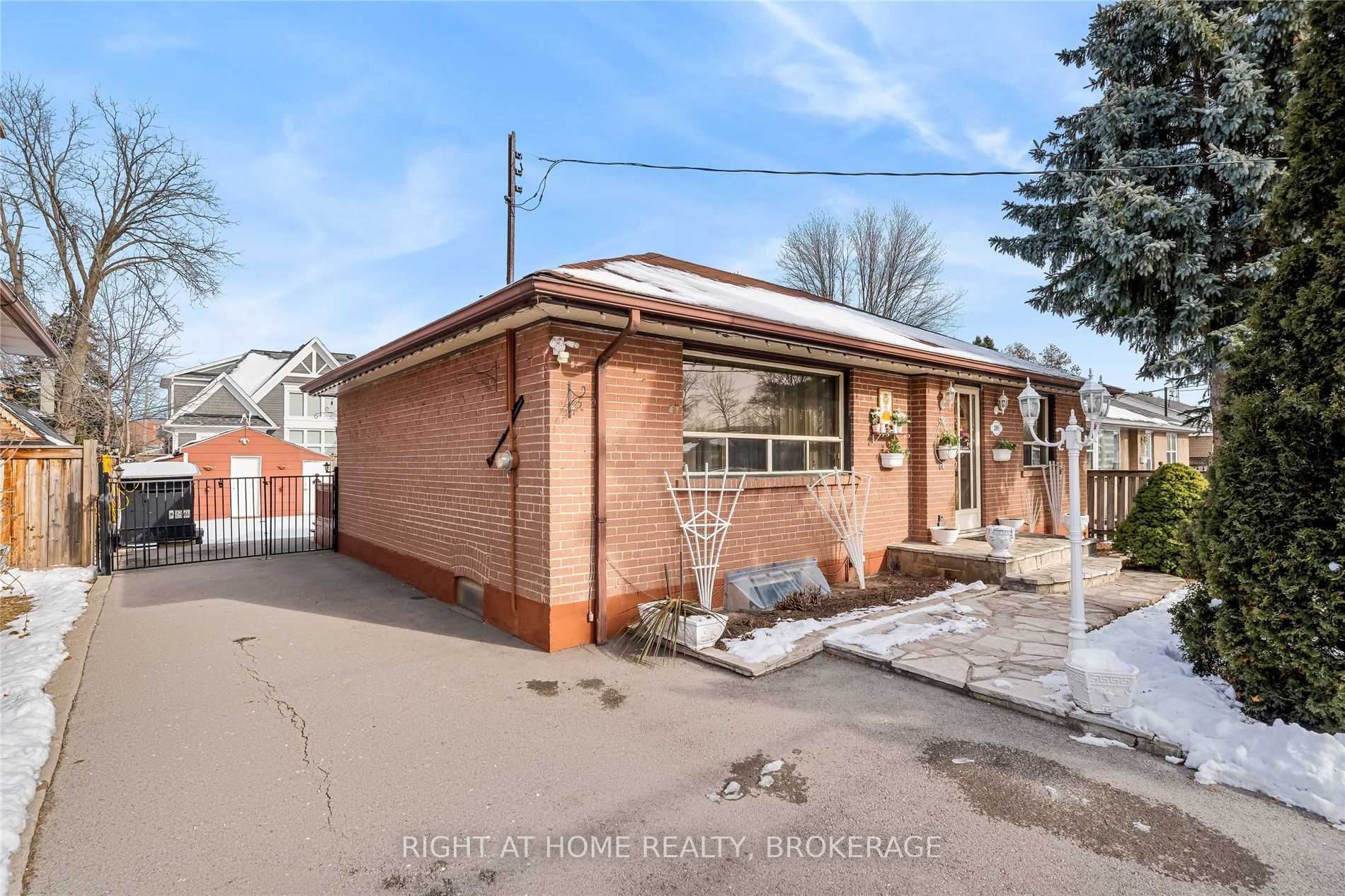 Listing W5882595 - Large Photo # 2