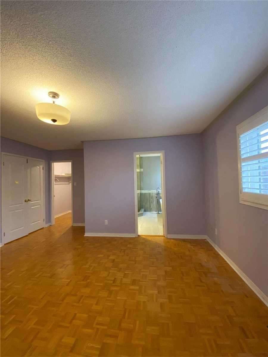 Listing W5882682 - Large Photo # 17