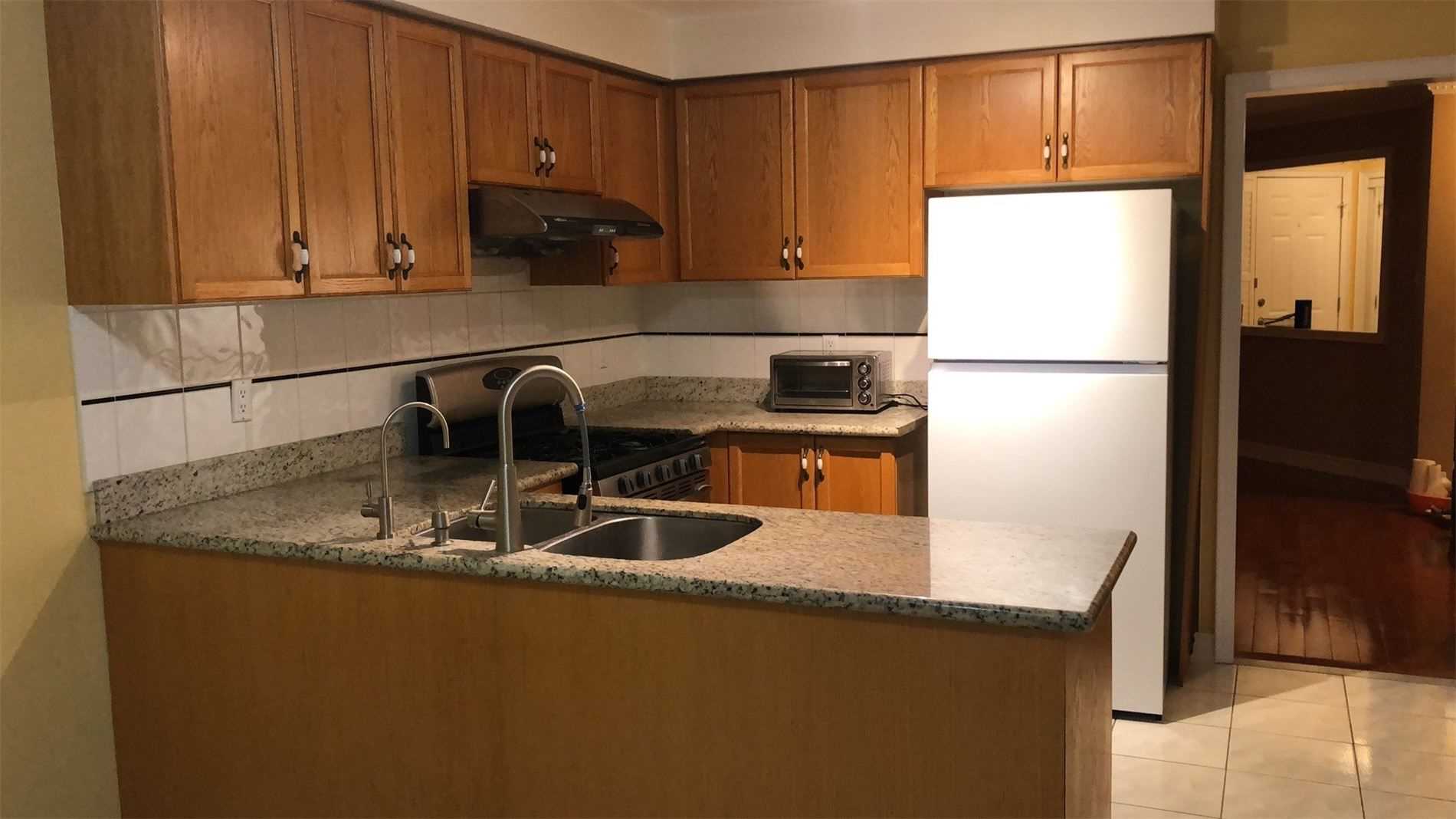 Listing W5882682 - Large Photo # 10