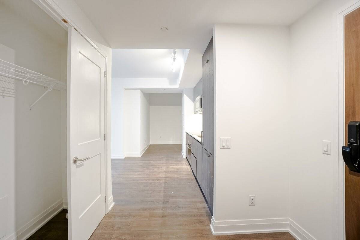 Listing W5882808 - Large Photo # 3