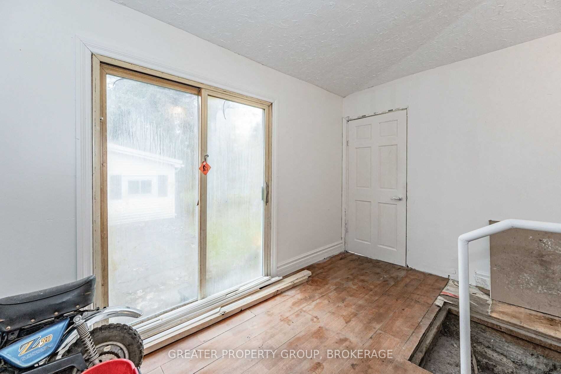 Listing W5883210 - Large Photo # 22