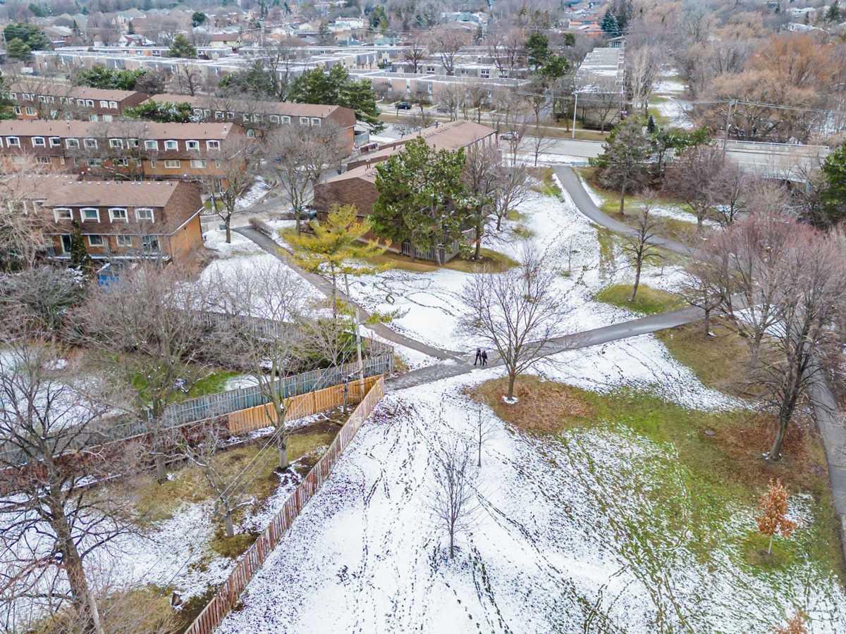 Listing W5883463 - Large Photo # 32
