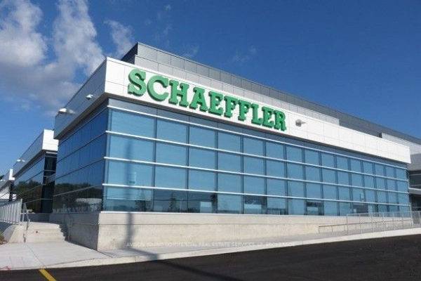 1375 North Service Rd E, Oakville