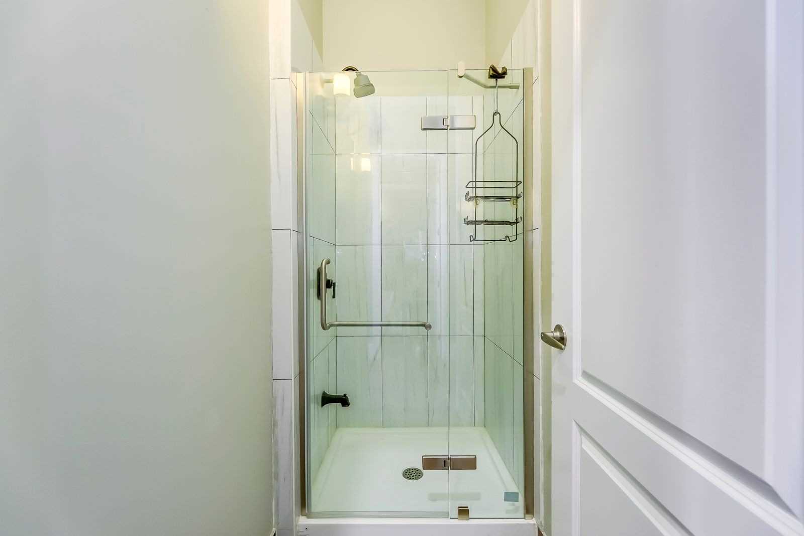 Listing W5883906 - Large Photo # 39
