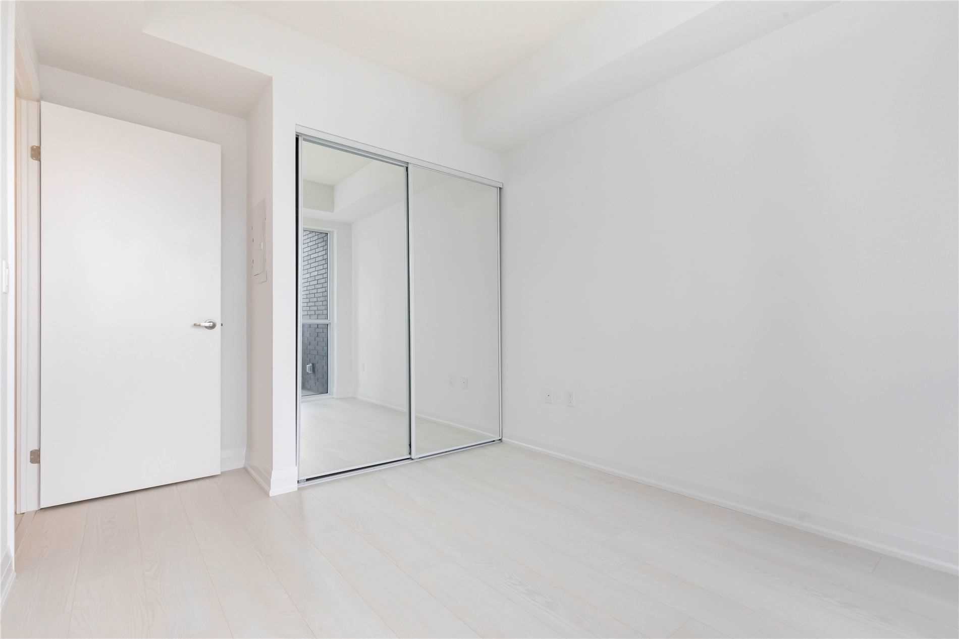Listing W5884301 - Large Photo # 15