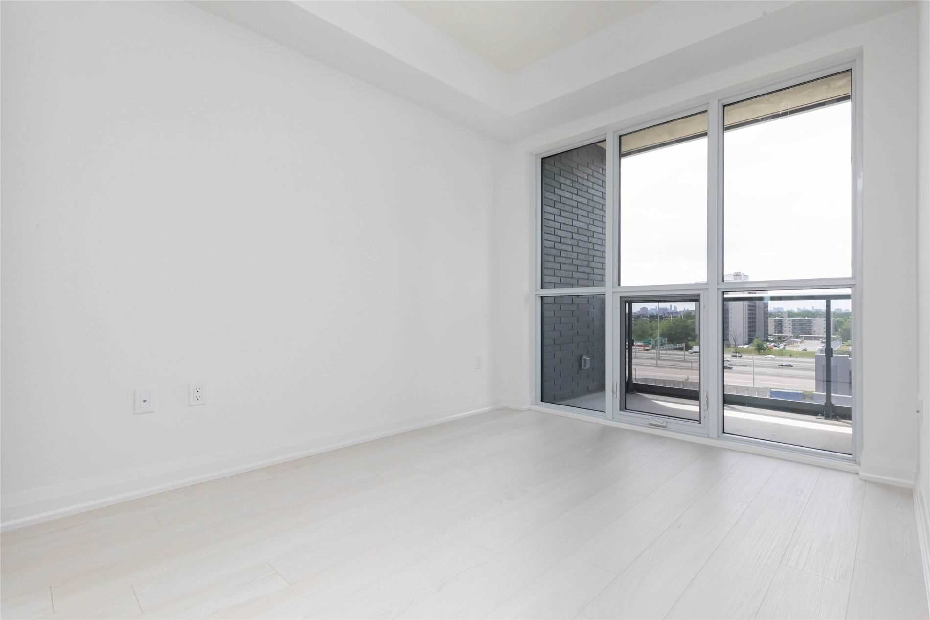 Listing W5884301 - Large Photo # 13