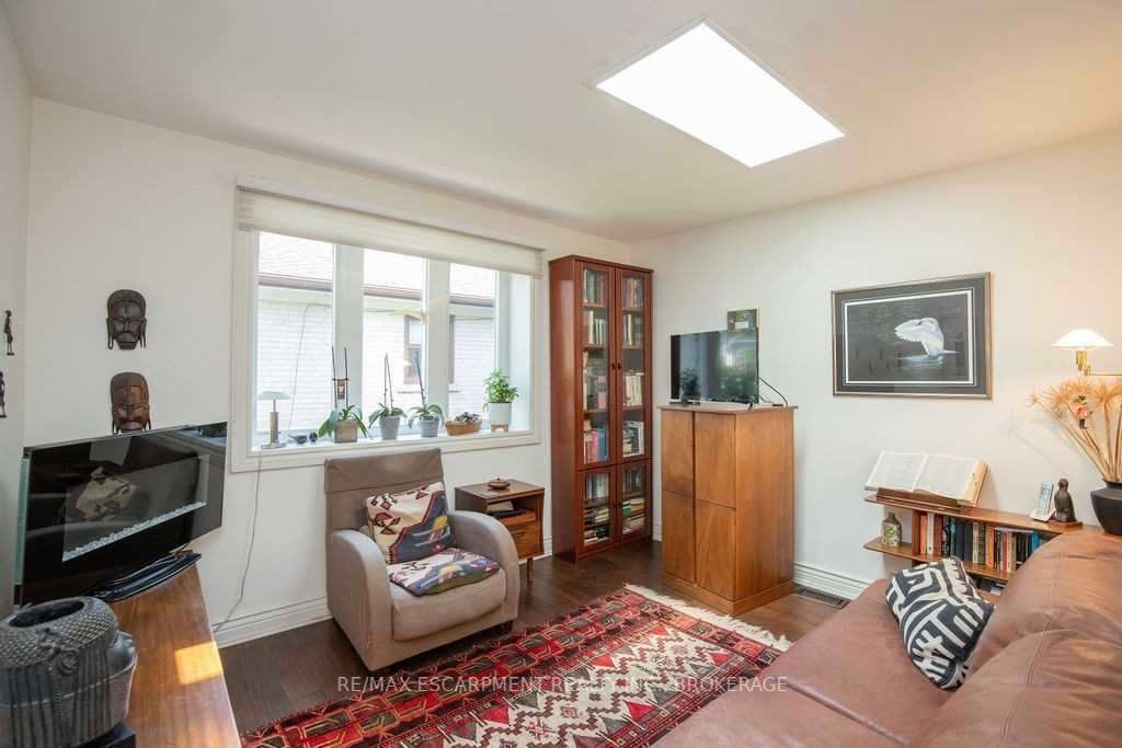Listing W5884675 - Large Photo # 18