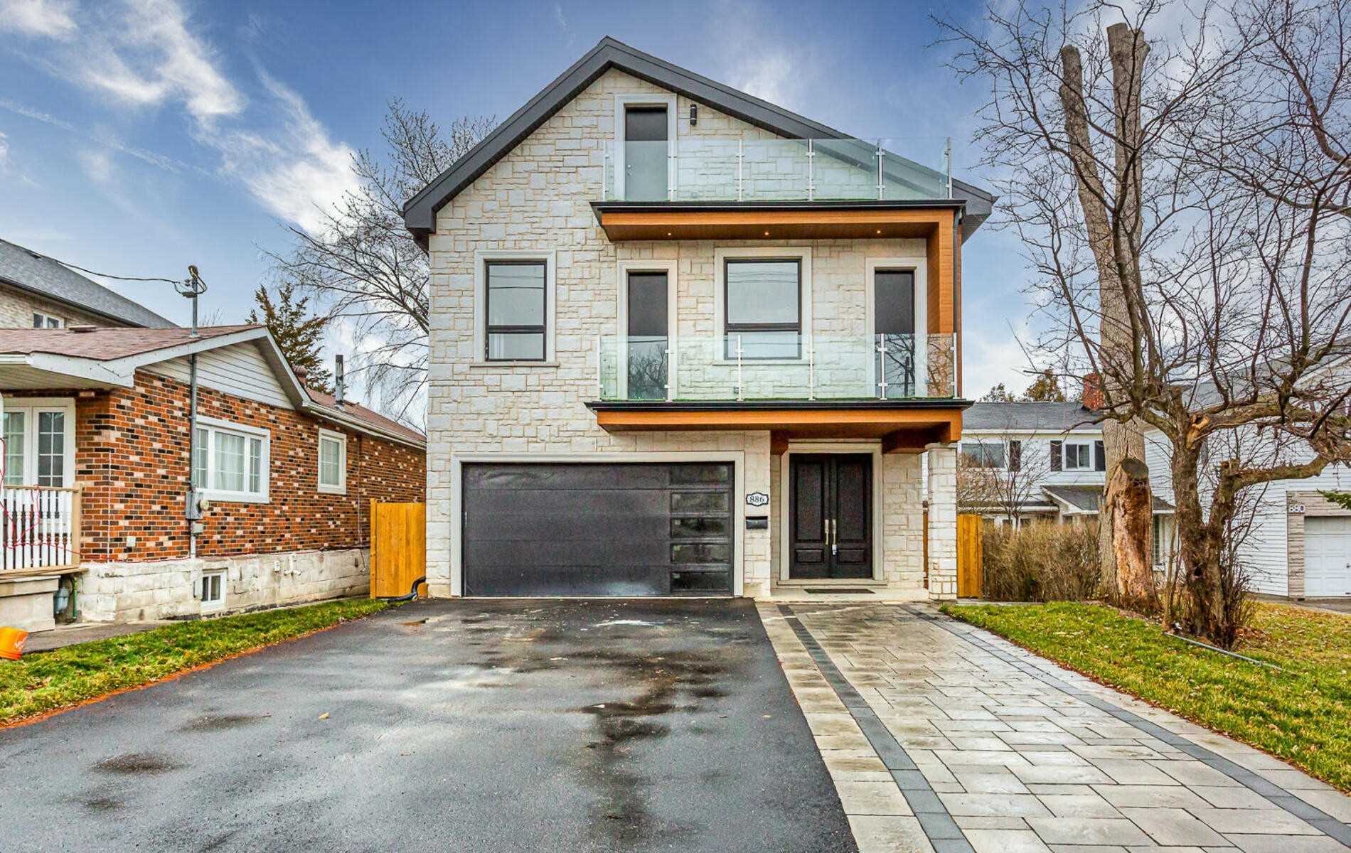 886 Atwater Ave