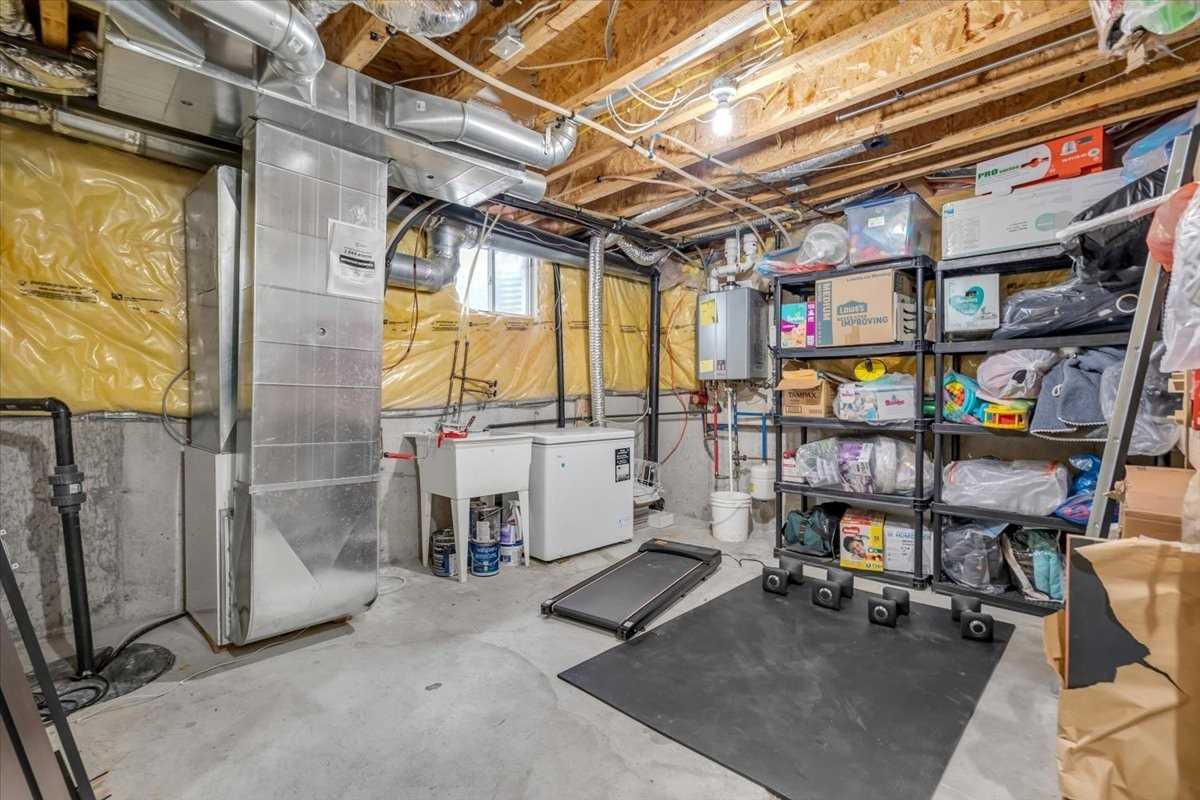 99 Piggott Mews